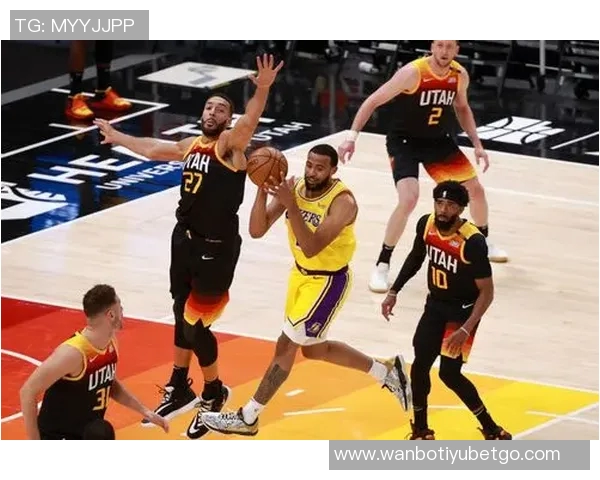 布威砍下赛季新高26分展现突破能力基德称赞其传球精准