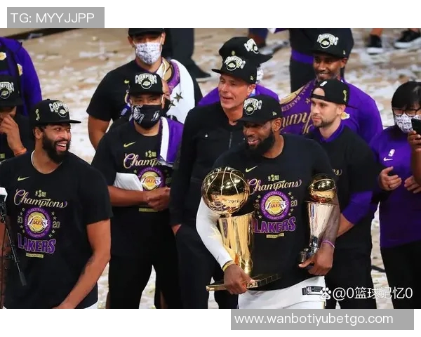 湖人自媒体惊叹41岁勒布朗重返赛场仍肩负防守重任 湖人自媒体惊叹41岁勒布朗重返赛场仍肩负防守重任